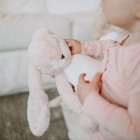 Peluche Little Nibble Pink Bunny 30 cm - Bunnies By The Bay