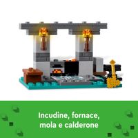 Lego Minecraft 21252 L'Armeria Con Personaggio Alex - LEGO