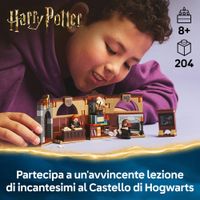 LEGO Harry Potter 76442 Lezione Incantesimi Hogwarts Set con 3 Minifigure - Harry Potter, LEGO