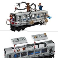 LEGO Marvel 76321 Spider-Man vs Doc Ock Sul Treno con 4 Minifigure - LEGO, Marvel