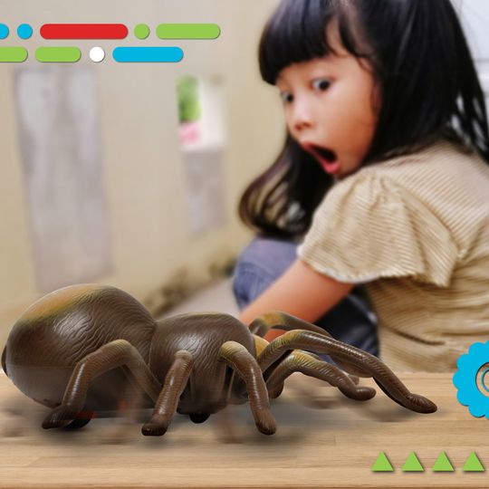 Tarantola radiocomandata con suoni realistici - Discovery Toys