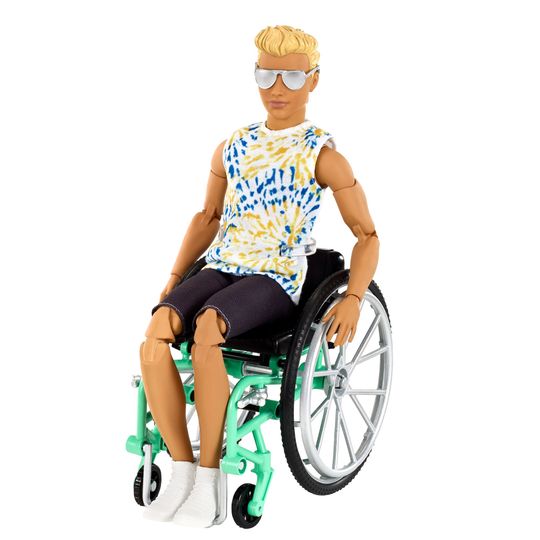 Barbie  Ken Fashionista con Sedia a Rotelle e Rampa - Barbie