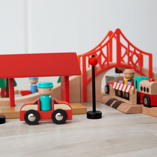 Playset trenino in legno con pista e città - FAO Schwarz