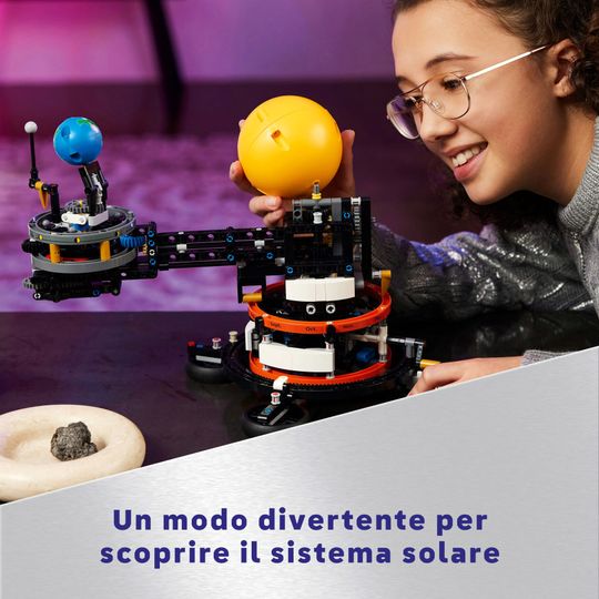 Lego Technic 42179 Pianeta Terra E Luna In Orbita - LEGO