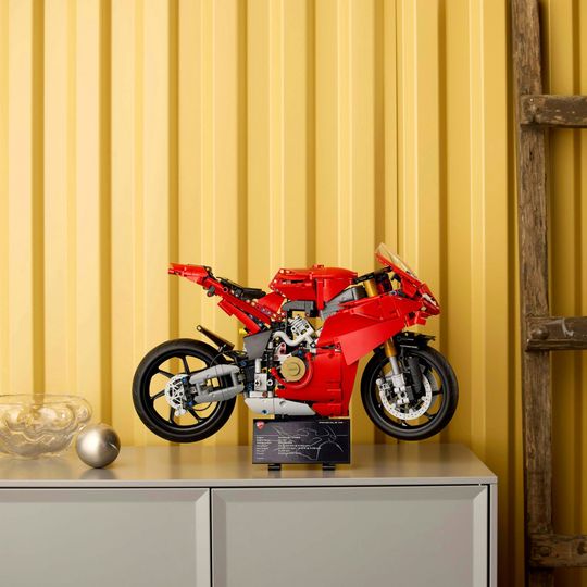 Lego Technic 42202 Motocicletta Ducati Panigale V4 S - LEGO