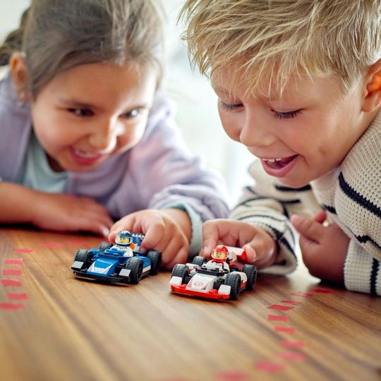 Lego City 60464 Williams Racing e Haas F1: 2 Modelli di Auto con 2 Minifigure - LEGO