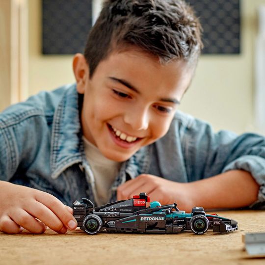 Lego Speed Champions 77244 - Auto da Corsa Mercedes-AMG Petronas F1 W 15 - LEGO