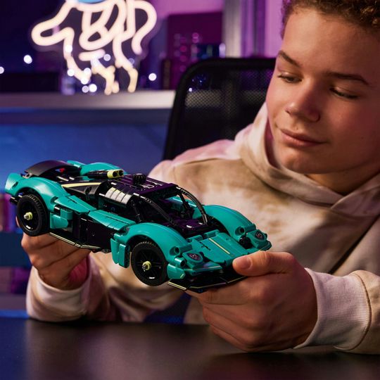 LEGO Technic 42208 Aston Martin Valkyrie: auto giocattolo, v12 - LEGO