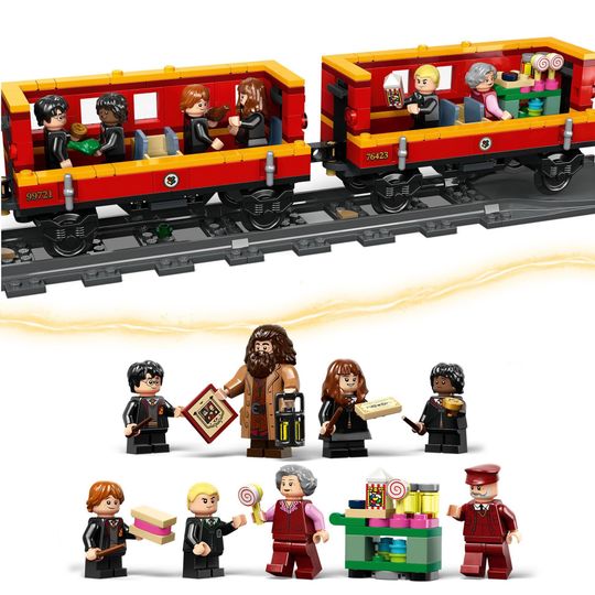 LEGO Harry Potter 76423 Espresso Per Hogwarts e Stazione di Hogsmeade con Treno - Harry Potter, LEGO