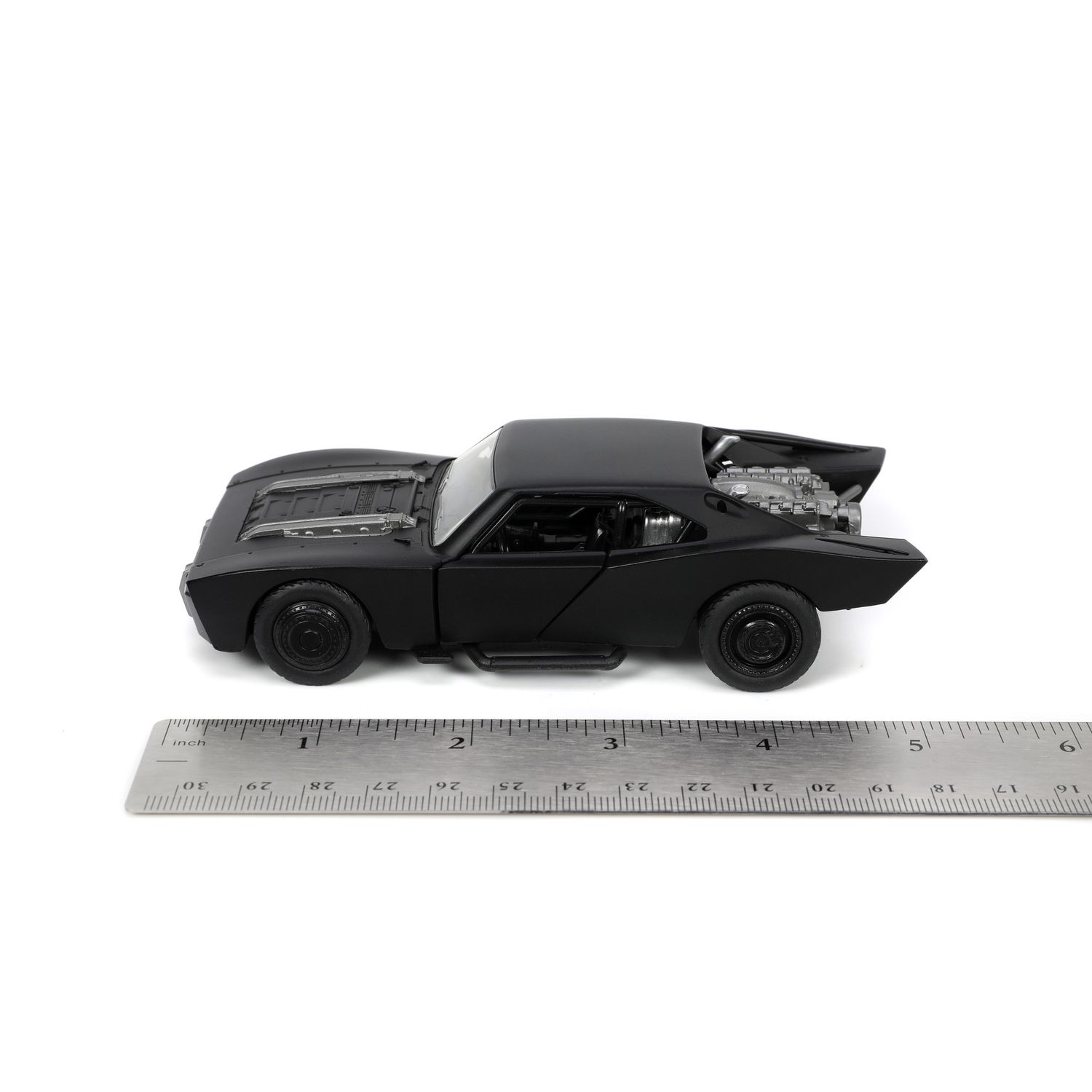 Batmobile 2022 scala 1:32 + personaggio batman - DC Comics, Jada Toys