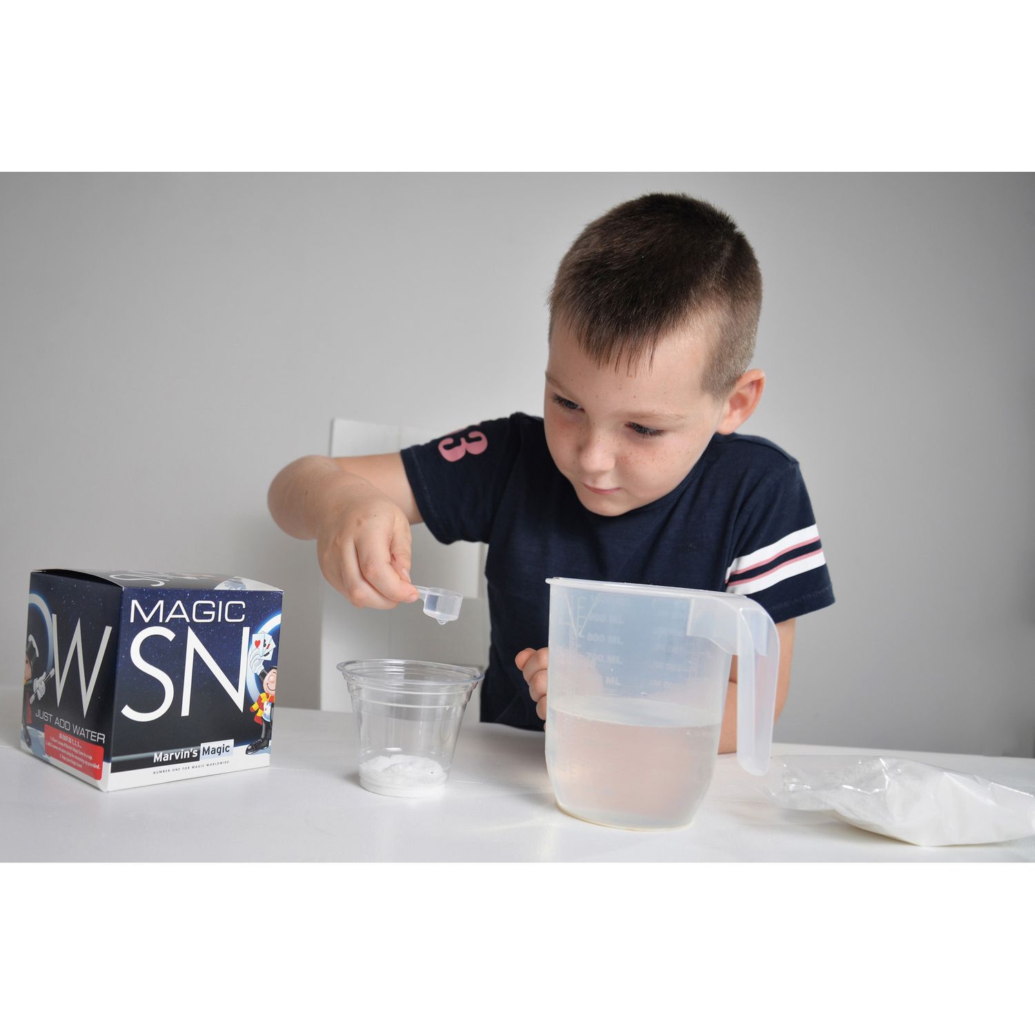 Neve magica, trucco di magia - Marvin's Magic