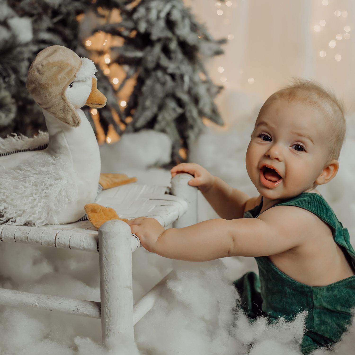 Peluche Avery the Aviator Snowgoose - Bunnies By The Bay