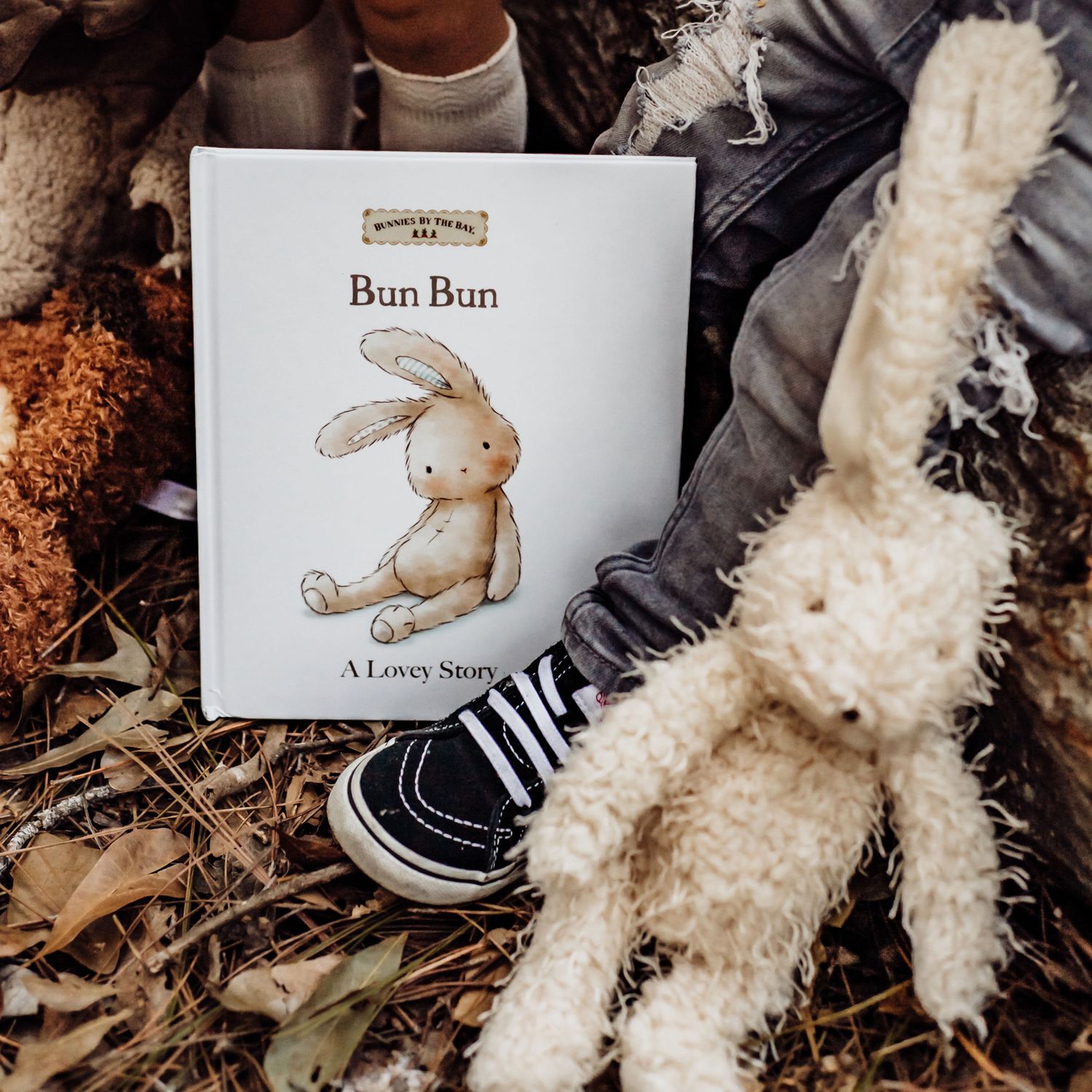 Peluche Harey - Bunnies By The Bay