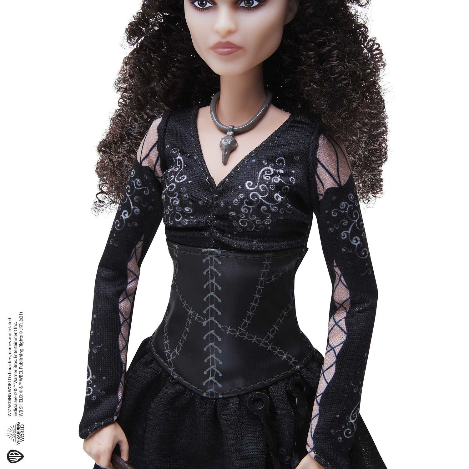 Action figure Bellatrix Lestrange 25 cm con Abito, Collana e Bacchetta, da Collezione - Harry Potter