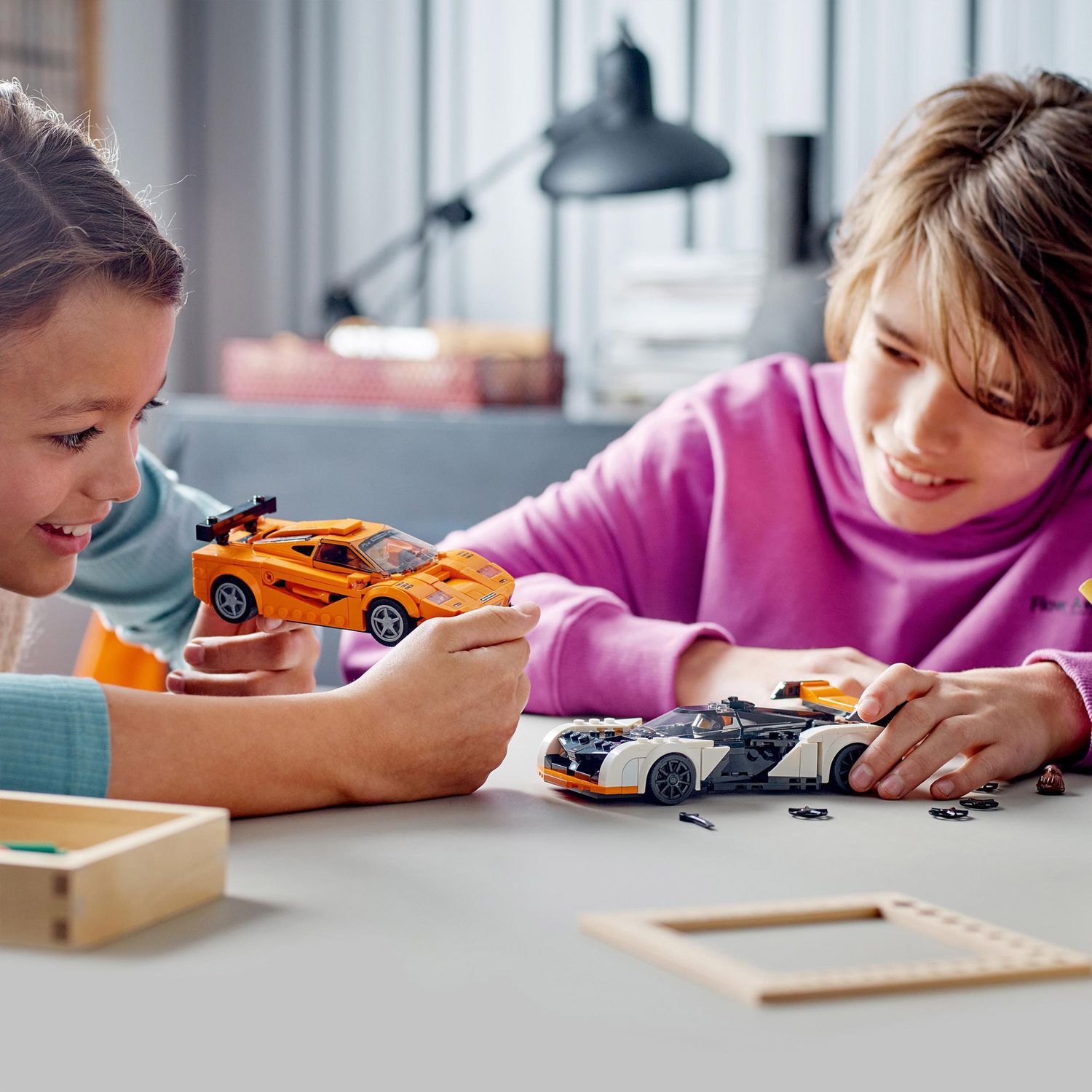 LEGO Speed Champions 76918 McLaren Solus GT & McLaren F1 LM, 2 modellini auto da costruire - LEGO