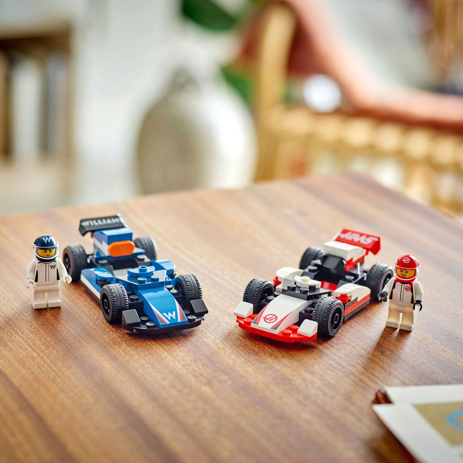 Lego City 60464 Williams Racing e Haas F1: 2 Modelli di Auto con 2 Minifigure - LEGO