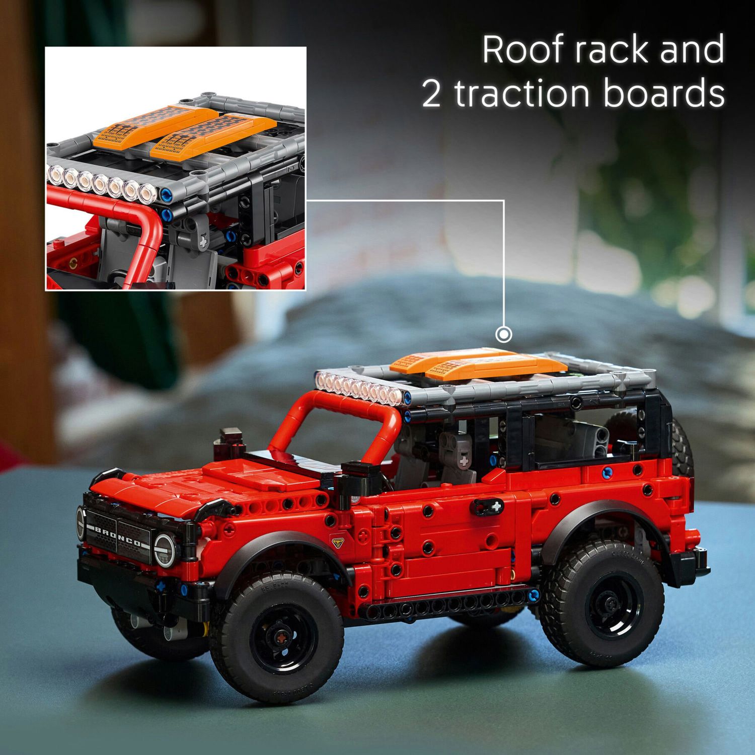 LEGO Technic 42213 Suv Ford Bronco con Motore V6 e Sterzo - LEGO