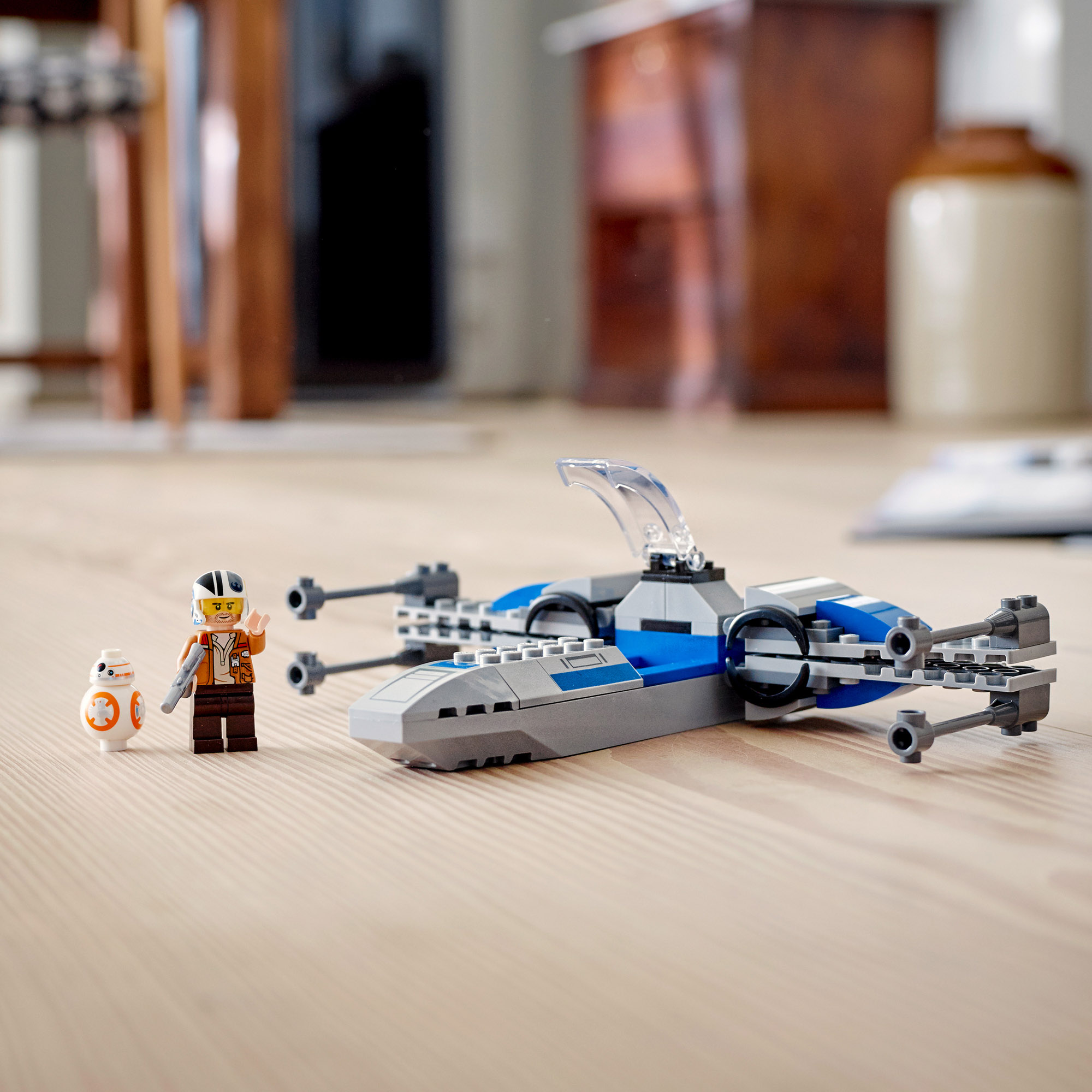 LEGO Star Wars Resistance X-Wing Starfighter, con Minifigure di Poe Dameron, 75297 - LEGO, Star Wars