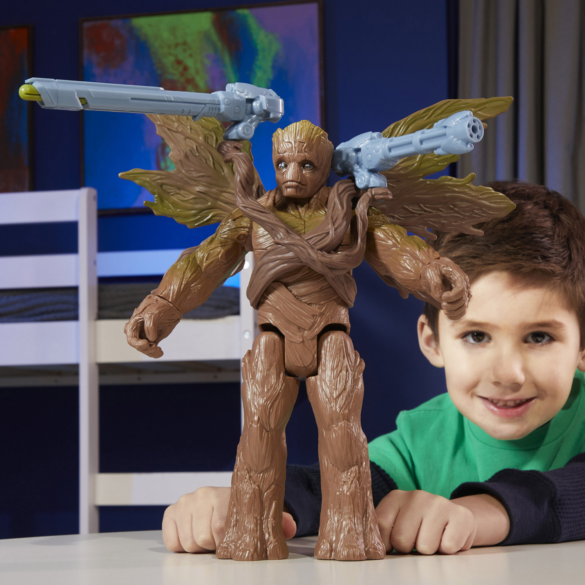 Hasbro avengers E2216 figurine 30cm Marvel's Groot heros titan