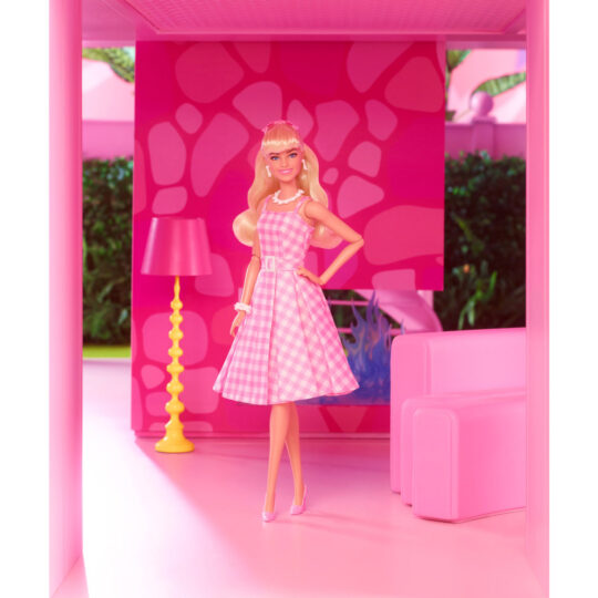 Barbie Margot Robbie da collezione con abito vintage dal film Barbie, da collezione - Barbie