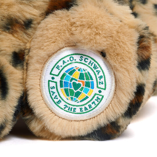 Peluche Leopardo delle Nevi Planet Love 100% da plastica riciclata, 25 cm - FAO Schwarz