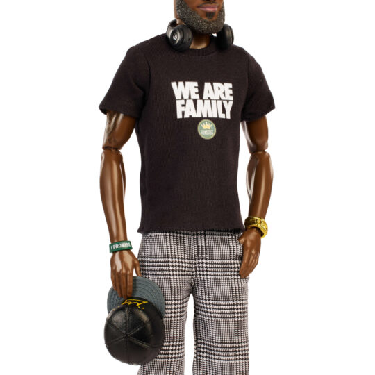 Barbie Signature Lebron James, Kenbassadors, bambola da collezione del campione NBA - Barbie