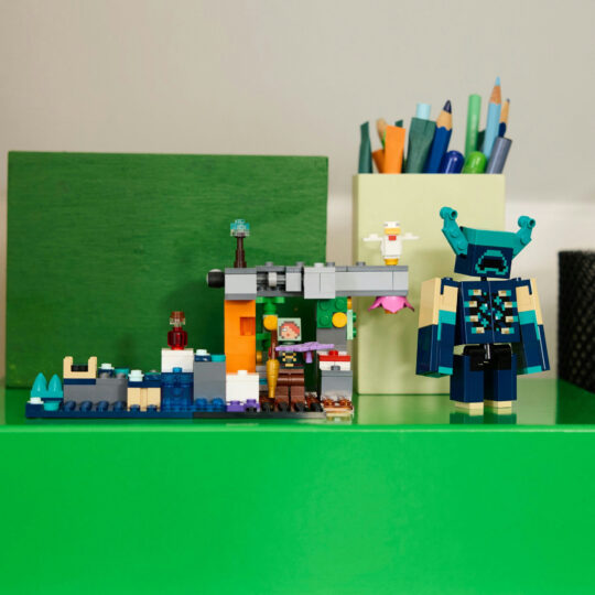 LEGO Minecraft 21274 Sorvegliante: minifigure, caduta massi - LEGO Shop, Minecraft