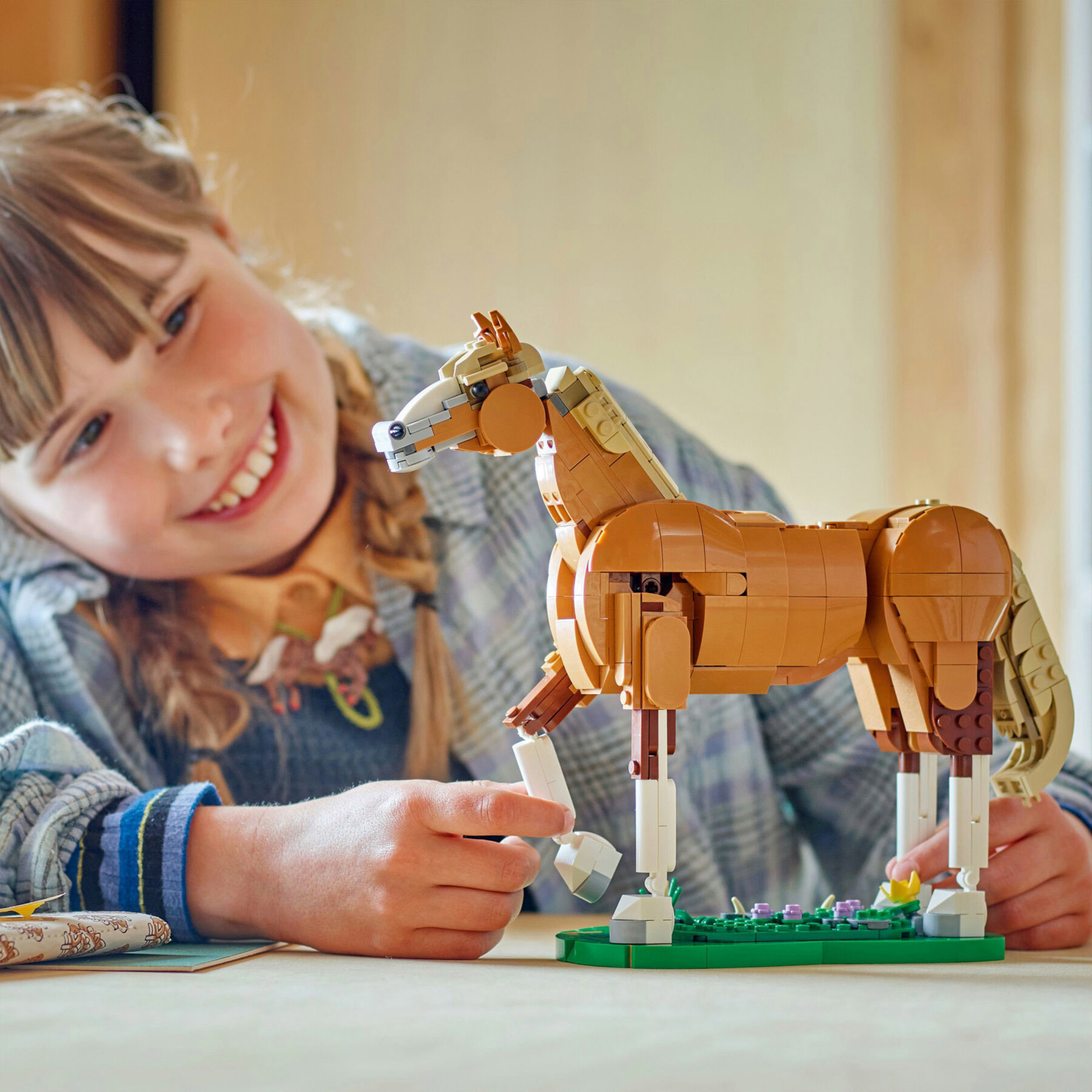 LEGO Creator 31166 Cavallo 3 in 1 Trasformabile in Orso O Cervo - LEGO