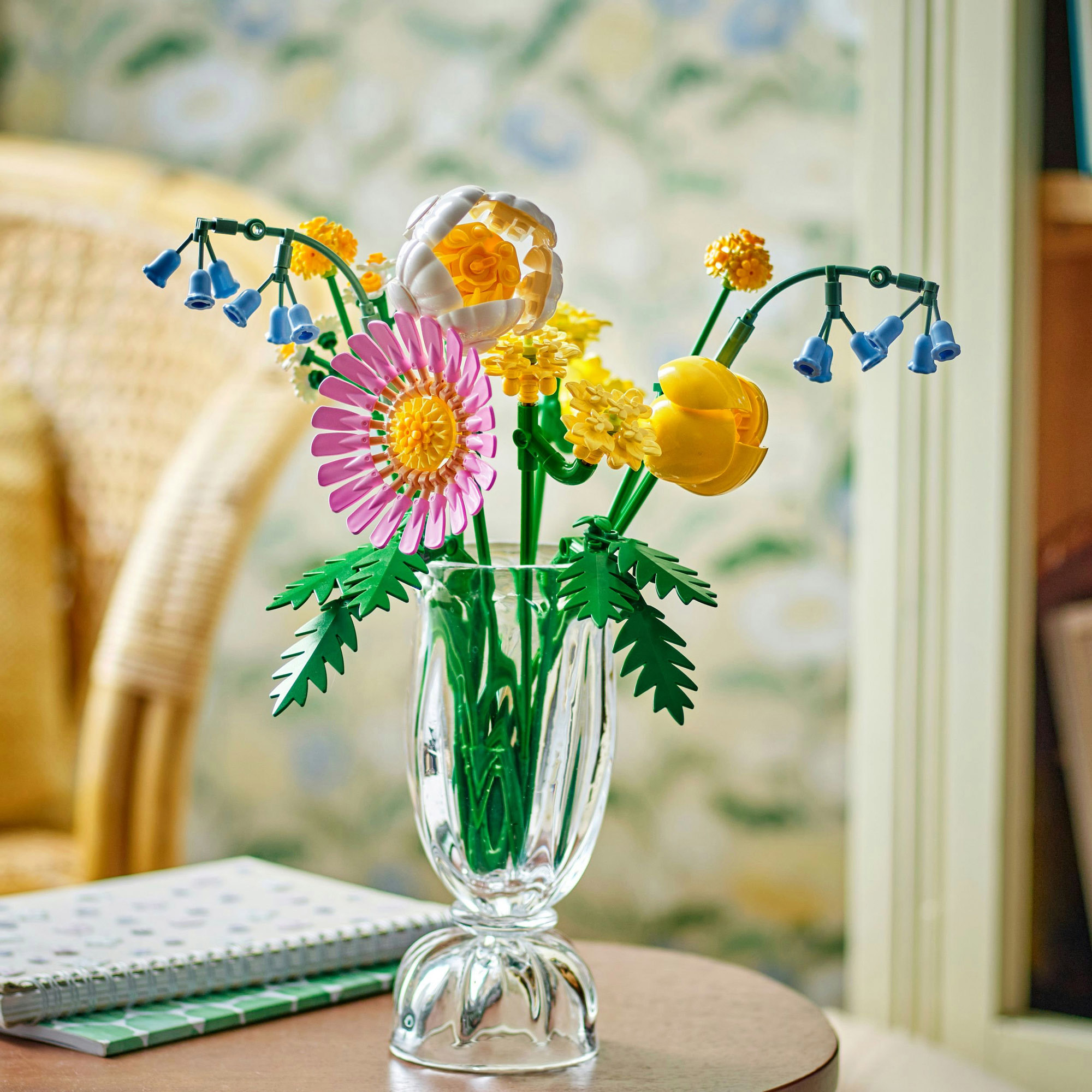 LEGO Icons Botanical Bouquet di Fiori Estivi 10347 - LEGO