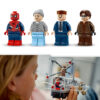 LEGO Marvel 76321 Spider-Man vs Doc Ock Sul Treno con 4 Minifigure - LEGO, Marvel